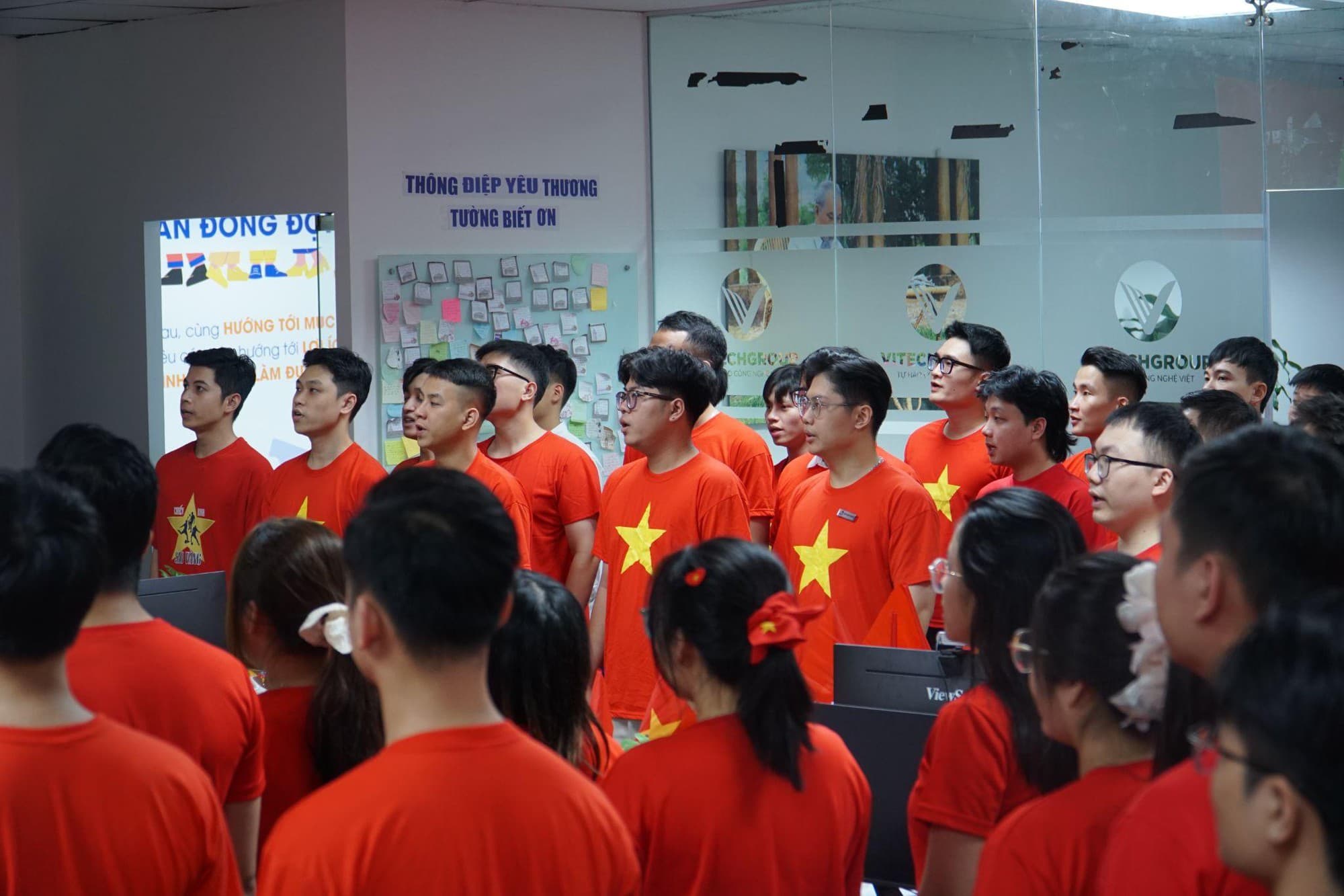 🏳️ Chào cờ thứ Hai